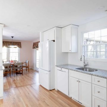 100-Green-Meadow-Dr-Tewksbury-03